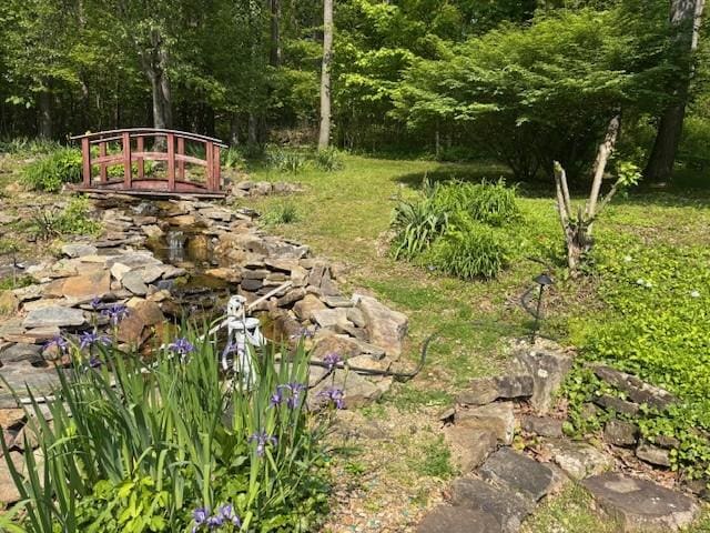 612 Freeport Rd, South Buffalo Twp, PA 16229 - view of yard featuring a wooded view