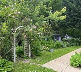 2369 Harrow Rd, Upper St Clair, PA 15241 - view of property's community