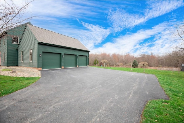 543 Hamburg Rd, Delaware Twp, PA 16154 - view of garage