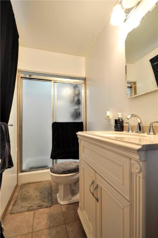 120 Scottsdale Dr, Moon/Crescent Twp, PA 15108 - full bathroom featuring vanity, tile patterned flooring, a stall shower, and toilet