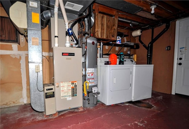 120 Scottsdale Dr, Moon/Crescent Twp, PA 15108 - utility room with washing machine and clothes dryer and gas water heater