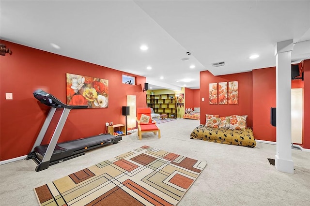 workout room featuring baseboards, carpet, recessed lighting, and visible vents