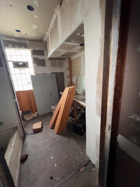 7432 Monticello St, Homewood-Brushton, PA 15208 - interior space