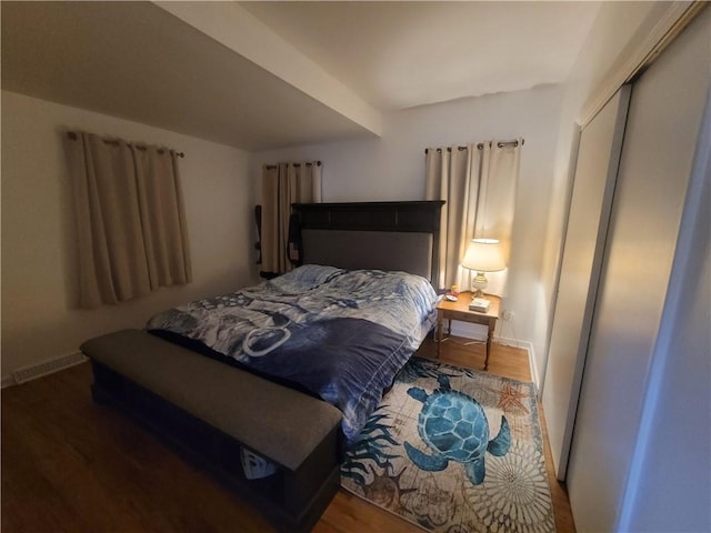 11 Murner Ln, Claysville, PA 15323 - bedroom featuring visible vents, a closet, baseboards, and wood finished floors