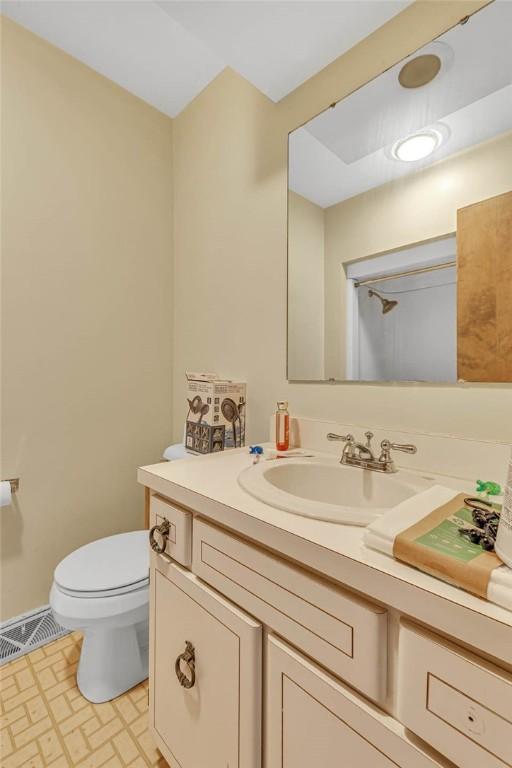 401 Jamison Ave, Ellport Borough, PA 16117 - photo 15