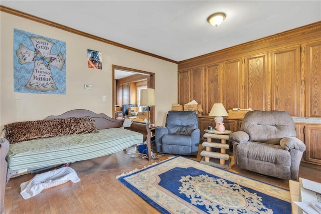 338 4th St, Beaver, PA 15009 - living area featuring ornamental molding and wood finished floors