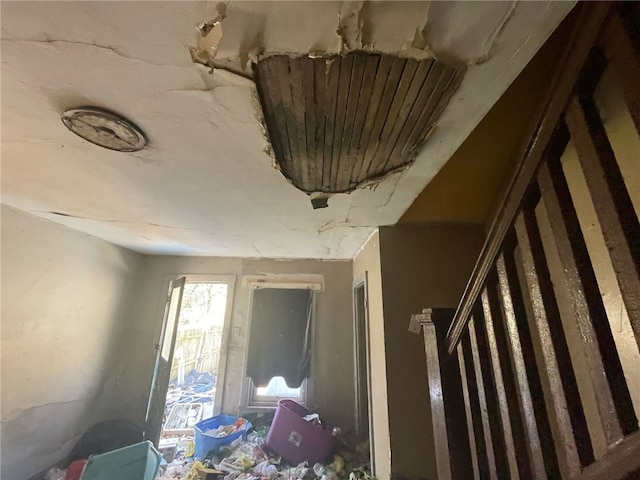 140 Baker St, Aliquippa, PA 15001 - interior space