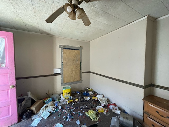 140 Baker St, Aliquippa, PA 15001 - interior space with ceiling fan