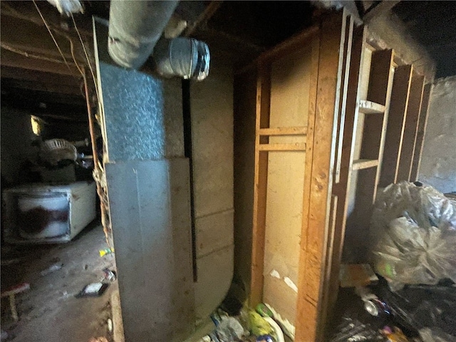 140 Baker St, Aliquippa, PA 15001 - view of miscellaneous room