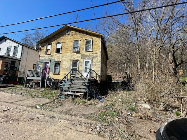 140 Baker St, Aliquippa, PA 15001 - view of front of house