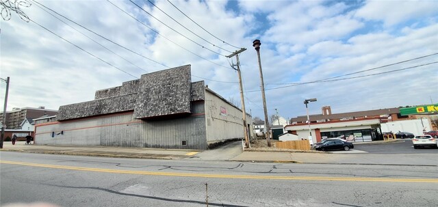 315 Wood, California, PA 15419 - photo 5