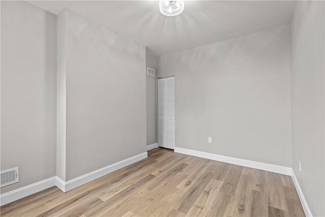 830 Adelaide St, Schenley Heights, PA 15219 - unfurnished room featuring light wood-style floors, baseboards, and visible vents