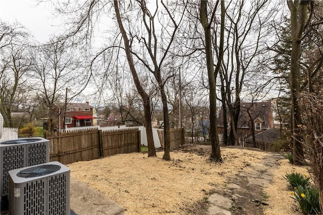 830 Adelaide St, Schenley Heights, PA 15219 - view of yard with fence and central AC unit