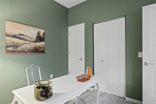office area featuring baseboards
