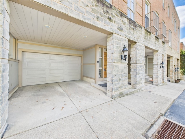 138 N Woodland Rd, Shadyside, PA 15232 - garage with concrete driveway
