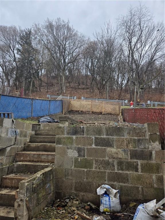 5614 Donson, Lawrenceville, PA 15201 - view of swimming pool with fence