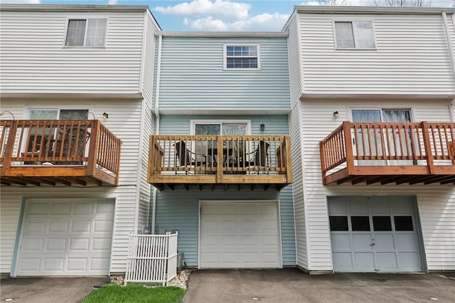 350 New World Dr, Jefferson Hills, PA 15025 - photo 12