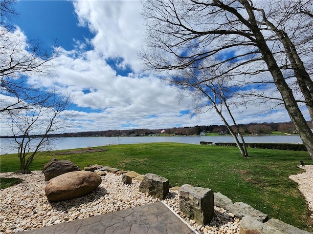 288 Latonka Dr, Jackson Twp Mer, PA 16137 - view of green lawn featuring a water view