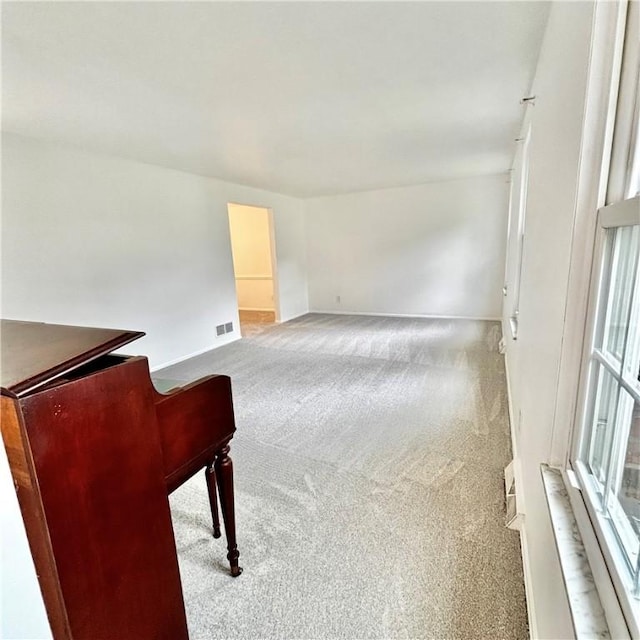 112 Carol Dr, Peters Twp, PA 15317 - carpeted spare room featuring healthy amount of natural light