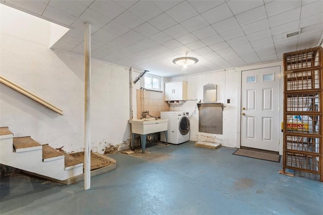 40 Terrace Rd, East Bethlehem, PA 15348 - below grade area featuring washer and dryer, stairway, and a sink
