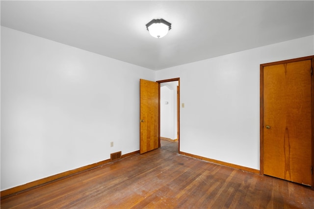 3555 Middleboro Rd, Castle Shannon, PA 15234 - unfurnished room featuring visible vents, baseboards, and hardwood / wood-style floors