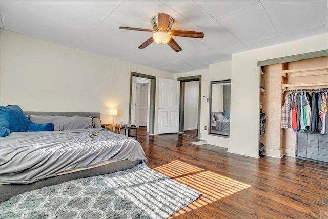 329 Downing St, Polish Hill, PA 15219 - bedroom featuring wood finished floors, ceiling fan, and a closet