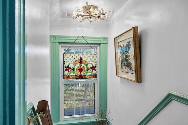 1556 W Ingomar Rd, Franklin Park, PA 15237 - detailed view of a chandelier