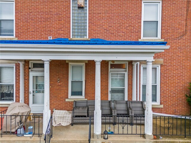 101 Cherry Ave, Houston, PA 15342 - entrance to property with fence and brick siding
