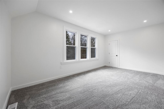 1523 Westmoreland Ave, Lincoln-Larimer, PA 15206 - empty room featuring visible vents, baseboards, recessed lighting, and carpet