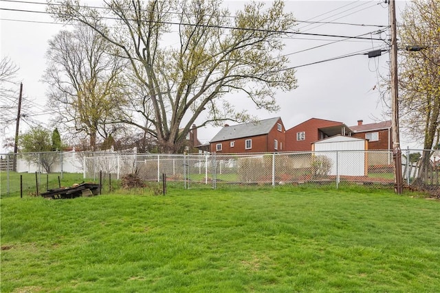 view of yard featuring fence