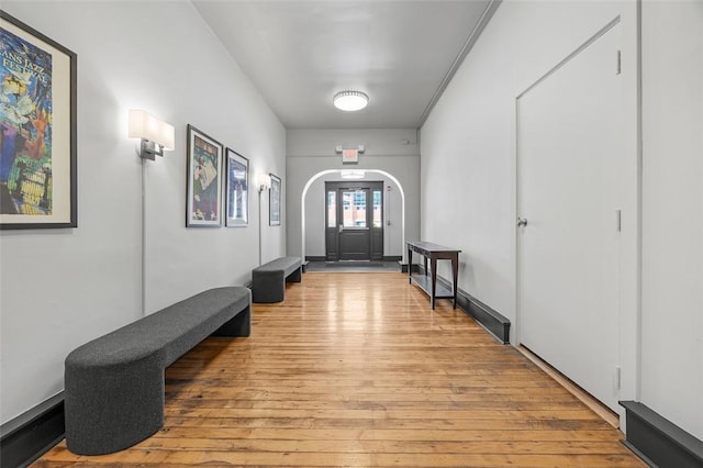 3080 Smallman St, Downtown Pgh, PA 15201 - foyer entrance featuring light wood-style floors and arched walkways