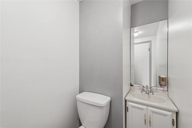 510 Brinton Ave, Pitcairn, PA 15140 - half bath with vanity and toilet