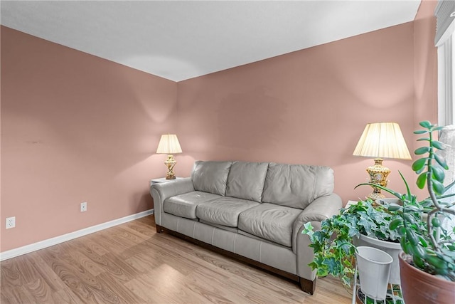 951 Castlegate Cir, Hempfield Twp, PA 15601 - living room with wood finished floors and baseboards