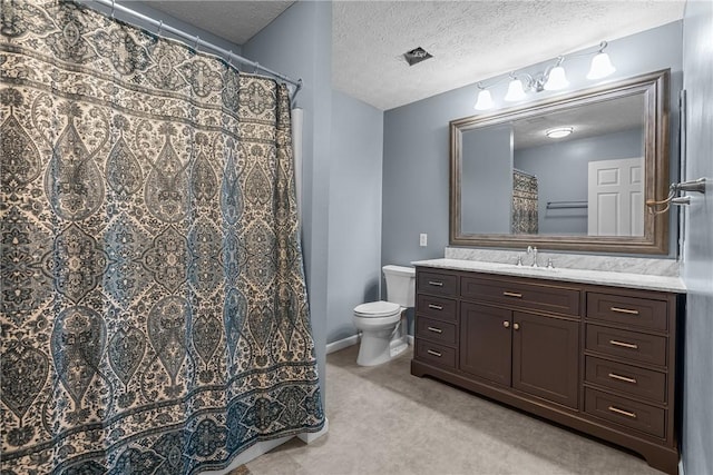 951 Castlegate Cir, Hempfield Twp, PA 15601 - bathroom with vanity, a textured ceiling, and a shower with shower curtain