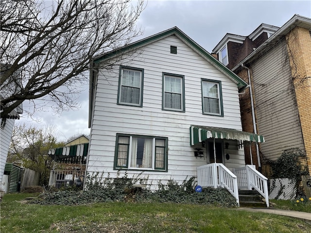 713 Crescent Ave, Ellwood City Law, PA 16117 - view of front facade