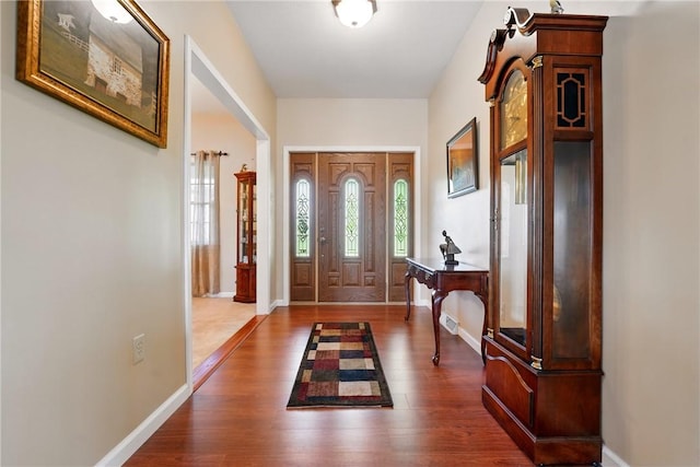 105 Hillcrest Rd, Penn Twp But, PA 16053 - foyer entrance with wood finished floors and baseboards