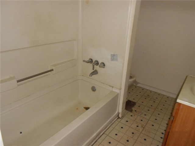 198 W Pearl St, City Of But Nw, PA 16001 - bathroom with tub / shower combination and vanity