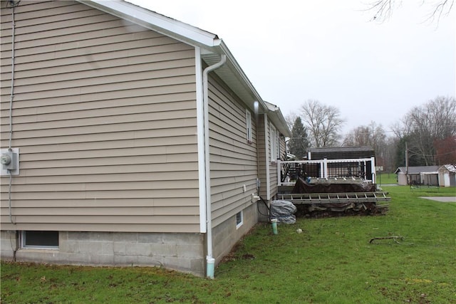 192 S Franklin, St, PA 16314 - view of side of home with a lawn