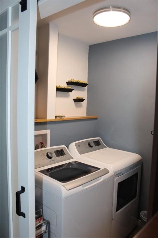 192 S Franklin, St, PA 16314 - laundry area with independent washer and dryer and laundry area