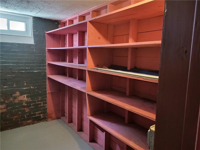 211 Oak St, City Of But Ne, PA 16001 - view of storage room