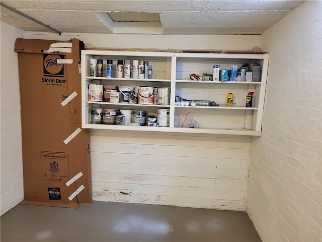 211 Oak St, City Of But Ne, PA 16001 - view of storage room
