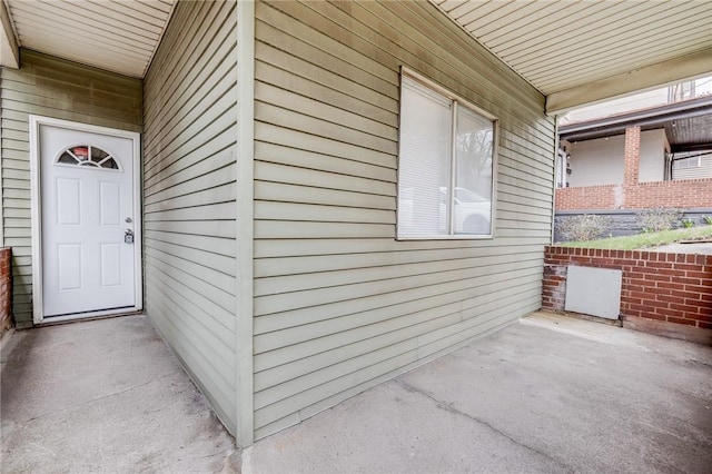view of property entrance
