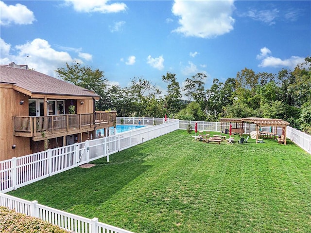 1814 Kenzie Dr, Robinson Twp Nwa, PA 15205 - view of yard with a fenced backyard and a fenced in pool