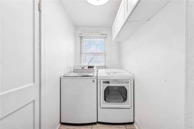 1634 Mcminn, Aliquippa, PA 15001 - clothes washing area featuring baseboards, washer and dryer, and laundry area