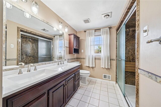 2096 Ramsey Rd, Monroeville, PA 15146 - full bathroom featuring visible vents, a sink, and a stall shower
