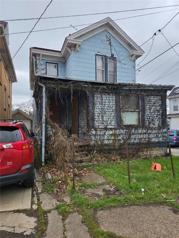 view of front of home