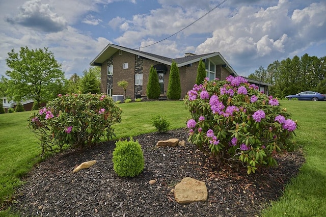 107 Spring Ln, South Union Twp, PA 15401 - view of property exterior featuring a yard