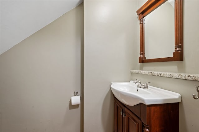 6429 Bartlett St, Squirrel Hill, PA 15217 - bathroom featuring vanity