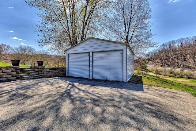 view of detached garage