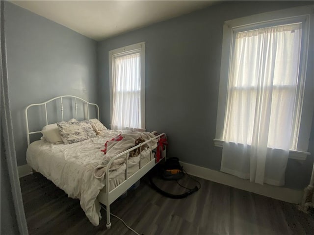 140 Washington Ave, Bellevue, PA 15202 - bedroom with baseboards and wood finished floors